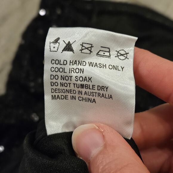 Hello Molly Dress Womens Size 10 She's The Gift Sequin Mini Black Strapless Bow - Picture 12 of 14